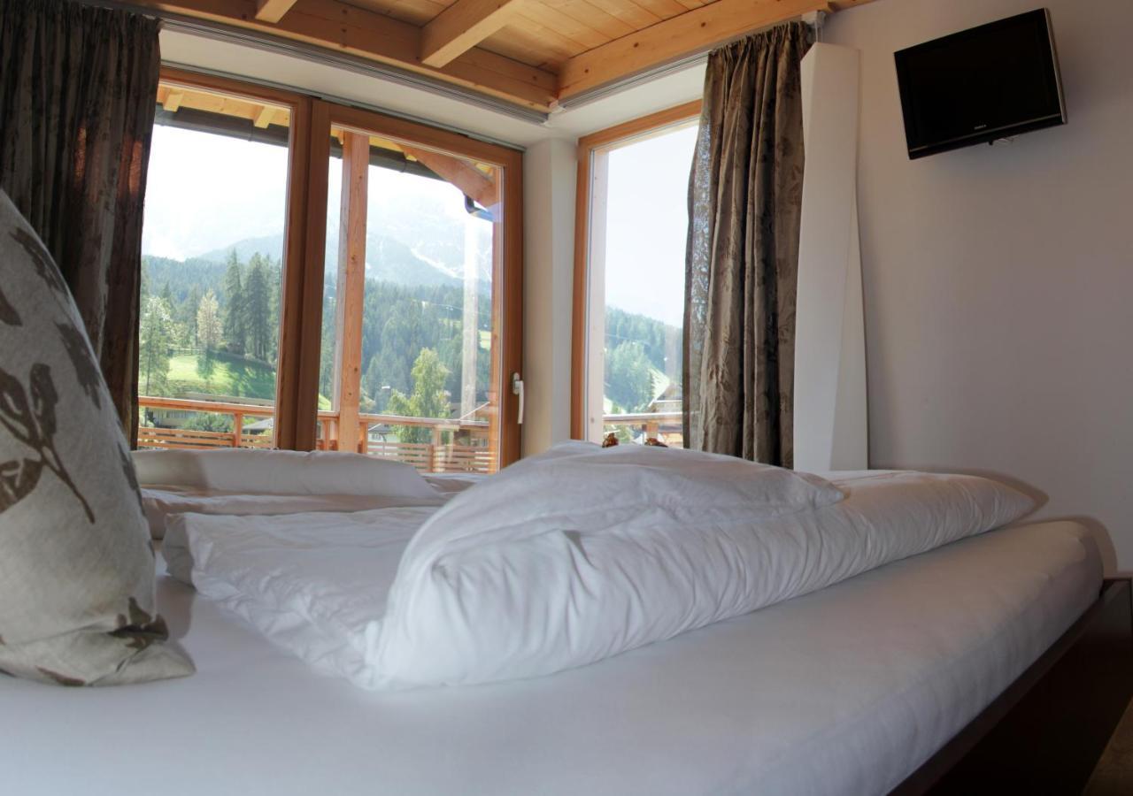 Garni - Hotel Am Burghuegel San Candido Extérieur photo