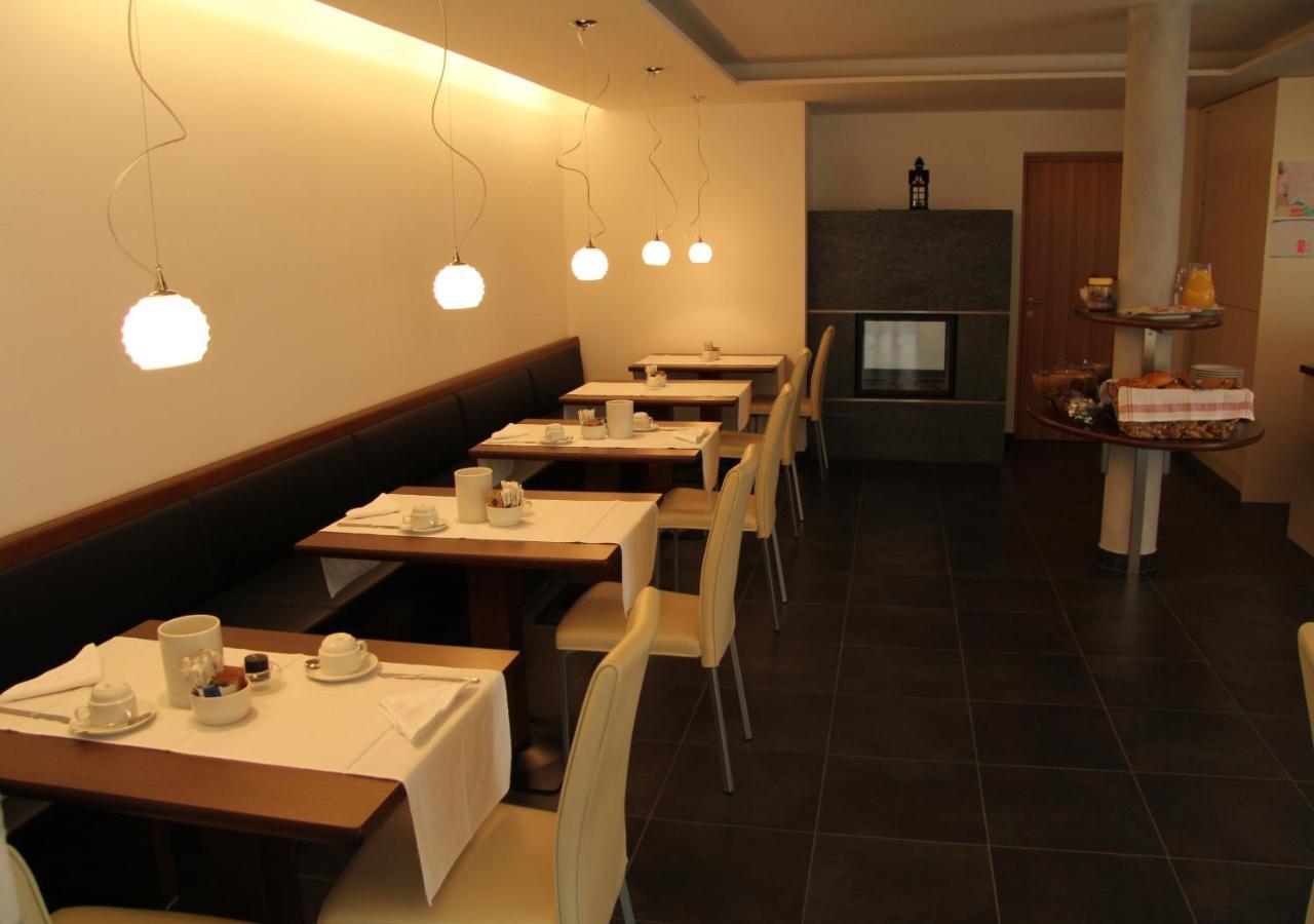 Garni - Hotel Am Burghuegel San Candido Extérieur photo